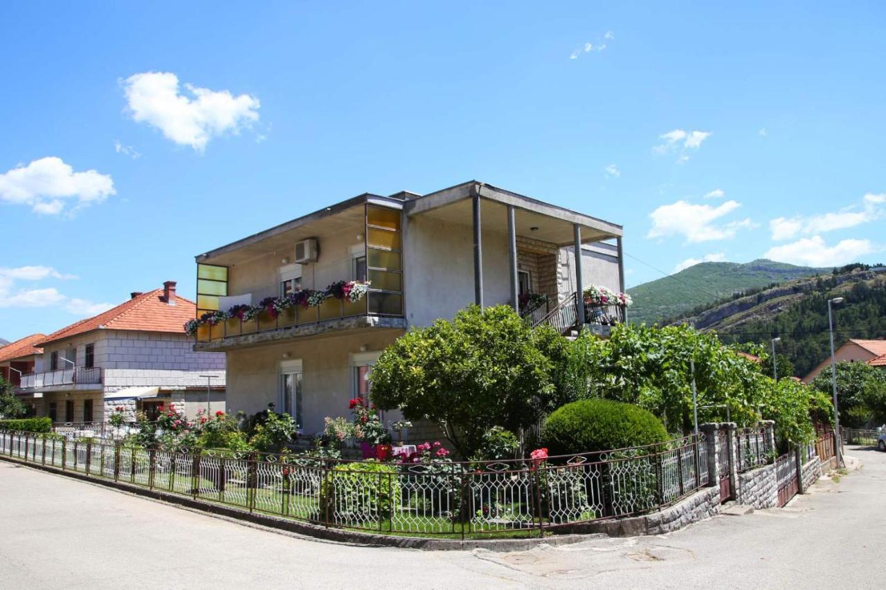 Ferienwohnung Cvijetna Oaza Trebinje Exterior foto